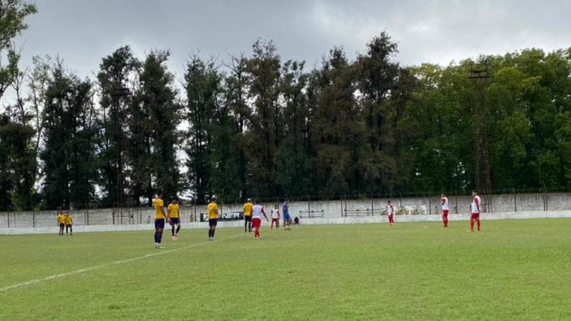 Luján hizo fútbol en el Estadio Municipal