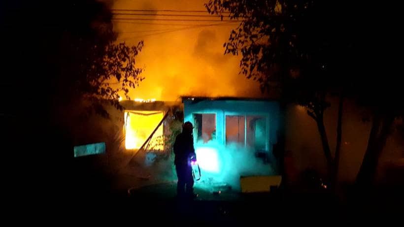 Voraz incendio en una panadería del barrio Juan XXIII