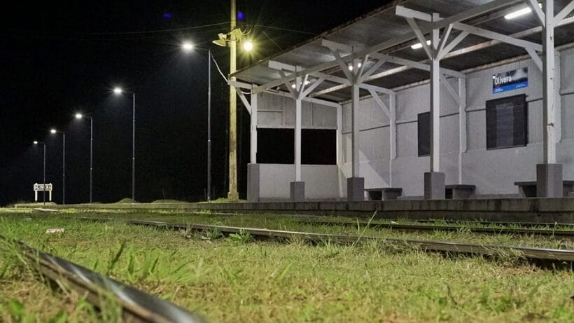 Instalaron luminarias LED en las estaciones de Jáuregui y Olivera